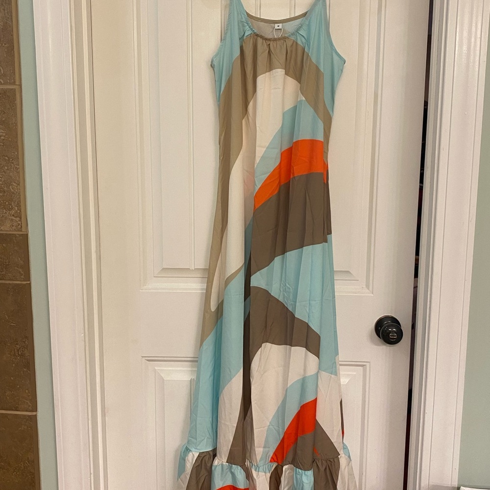 Vaugu Glamorous Print Sleeveless Maxi Dress-Medium